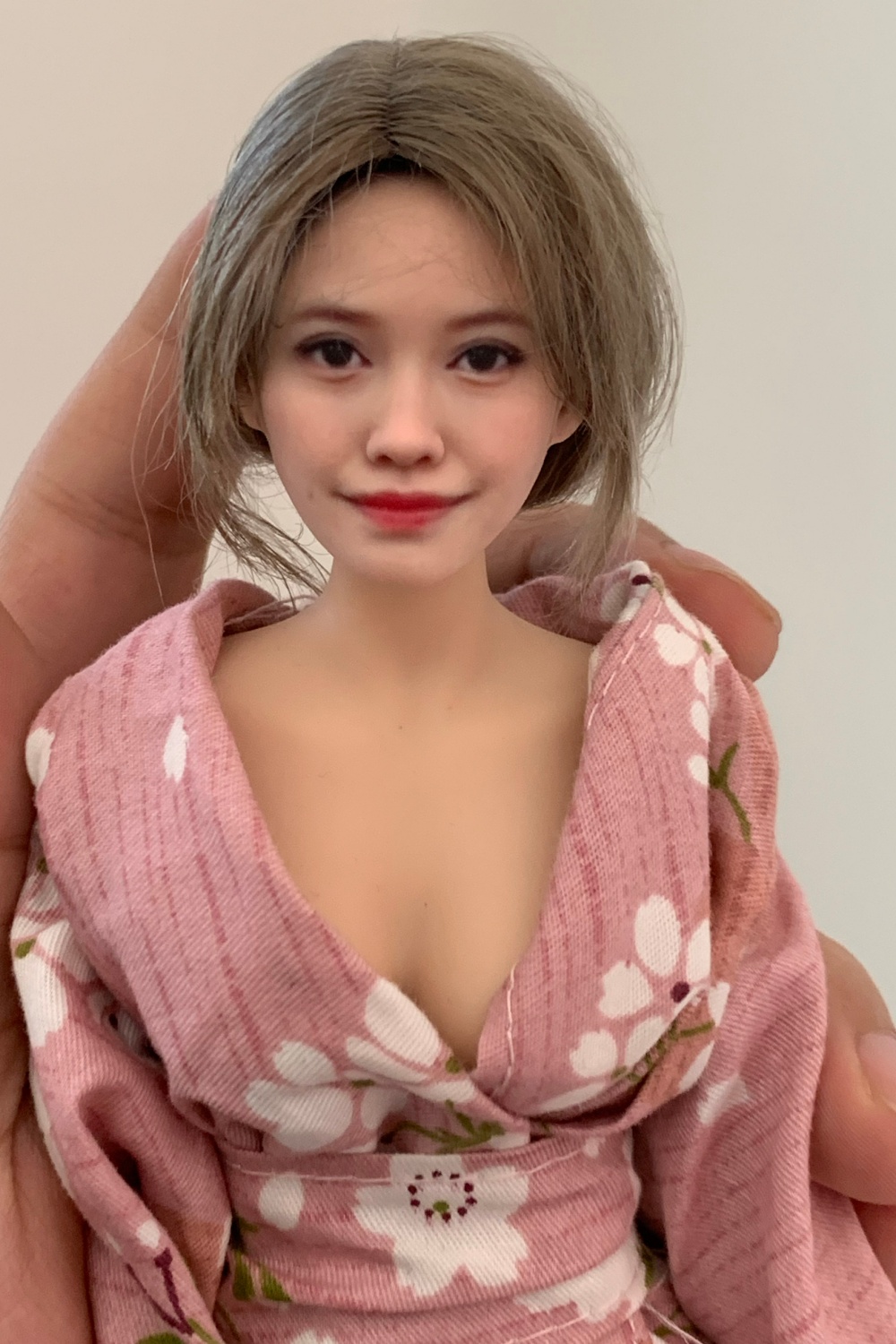 Escultura de Cabeça Realista A - Beauty Makeup Edit avaliação e preço